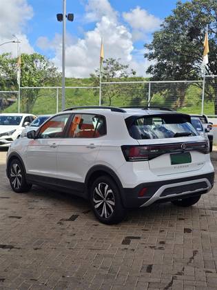 VOLKSWAGEN T-CROSS 1.0 200 TSI TOTAL FLEX AUTOMÁTICO